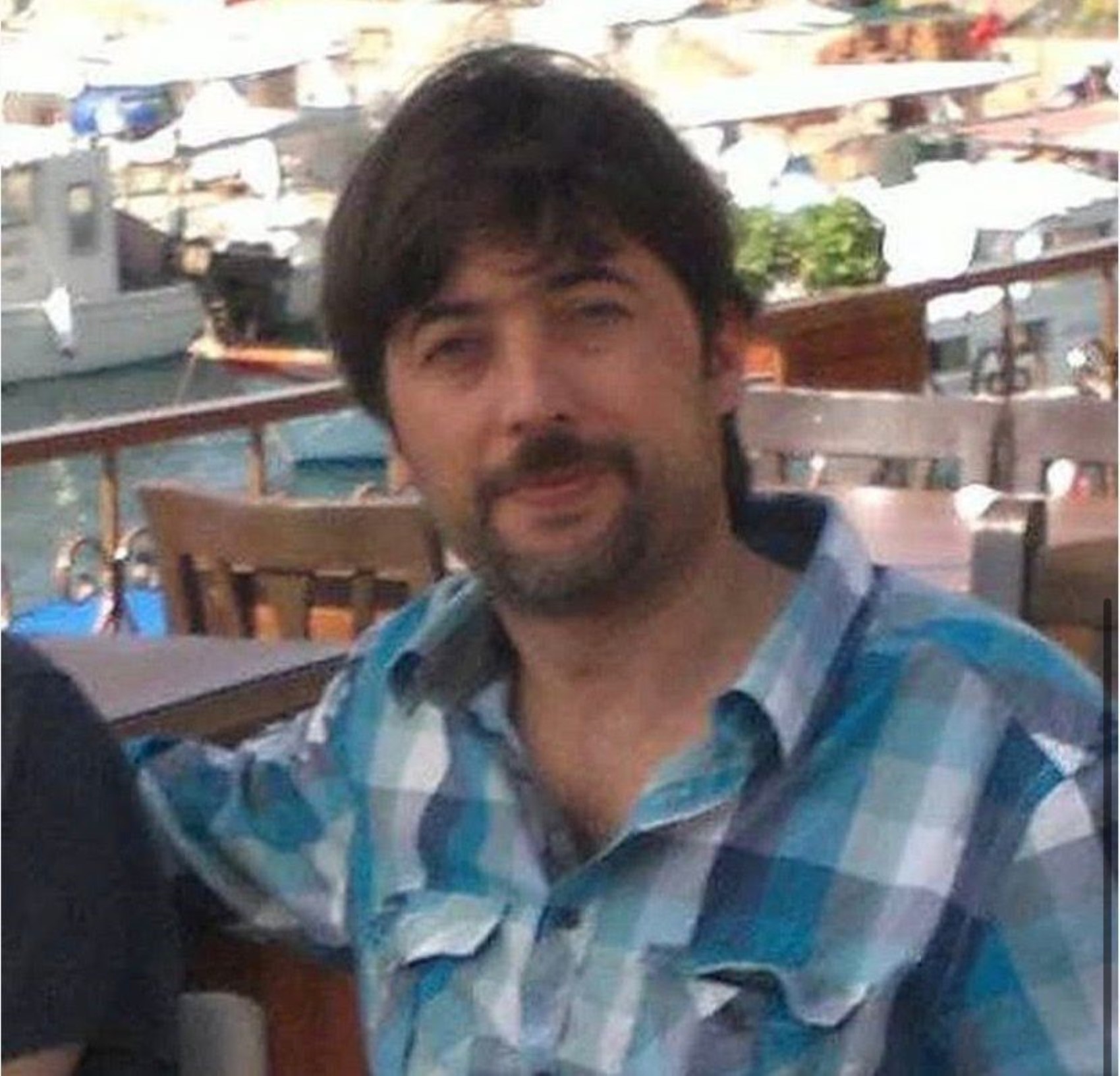 Kocasını kızgın yağ ile yakarak öldürdü