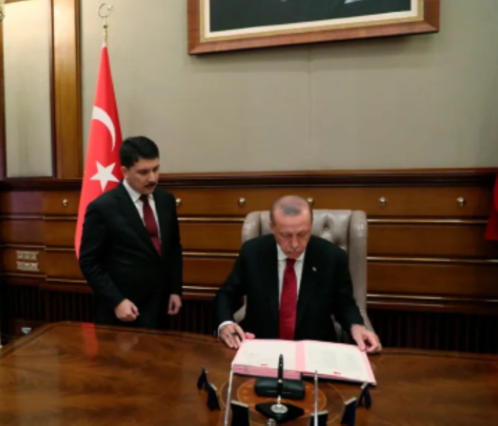 Kabine ile ilgili bomba kulis... Tarihi belli oldu: 5 aday arasında karar veremedi!