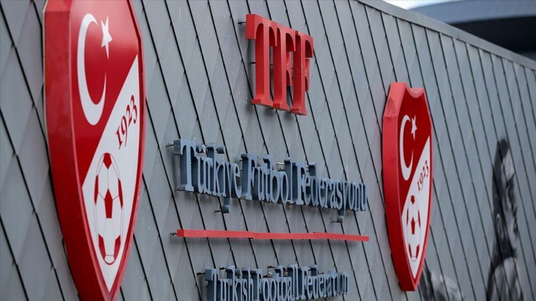 Şafak operasyonuyla gözaltına alınan hakemlerin kimlikleri netleşti