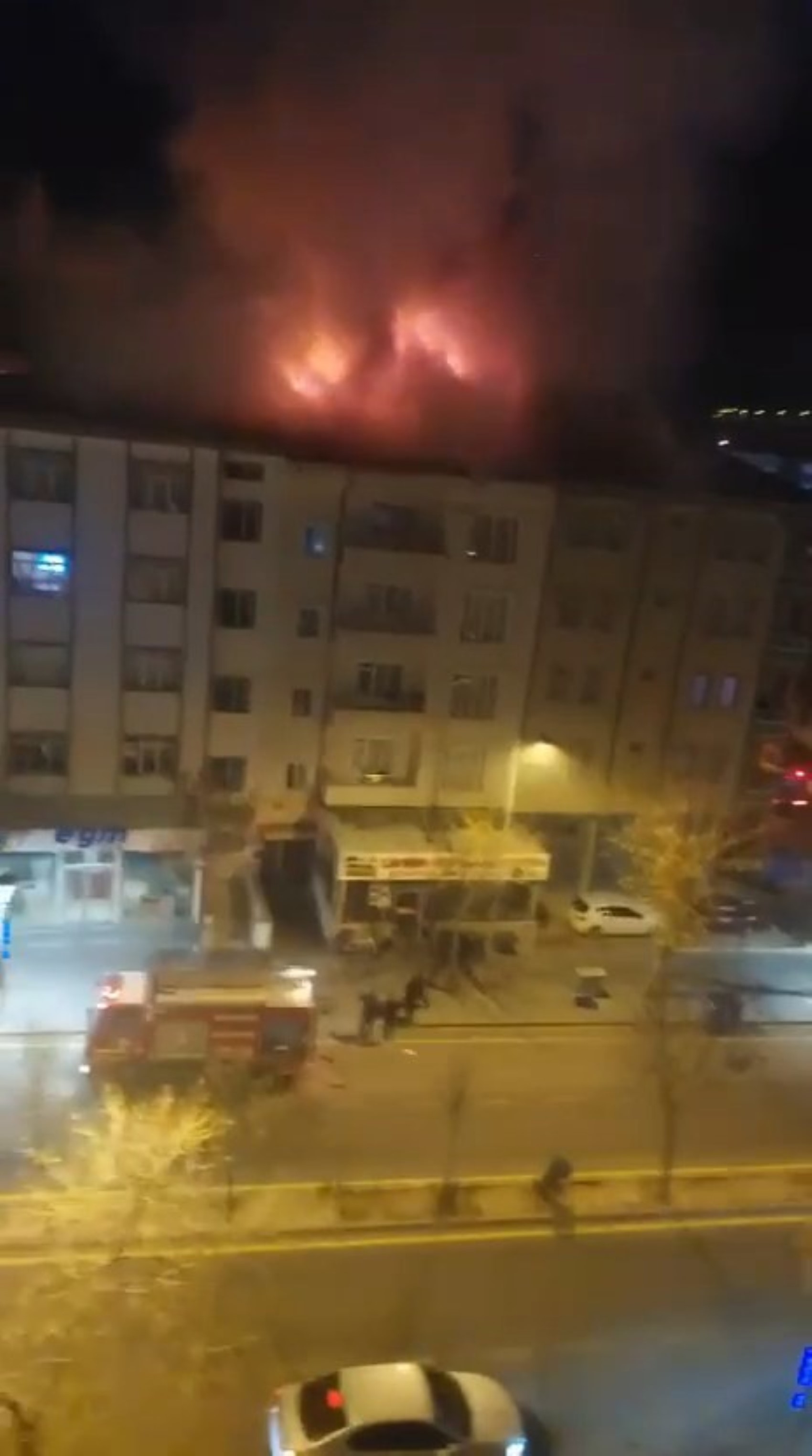 Yangın bitti, kavga başladı