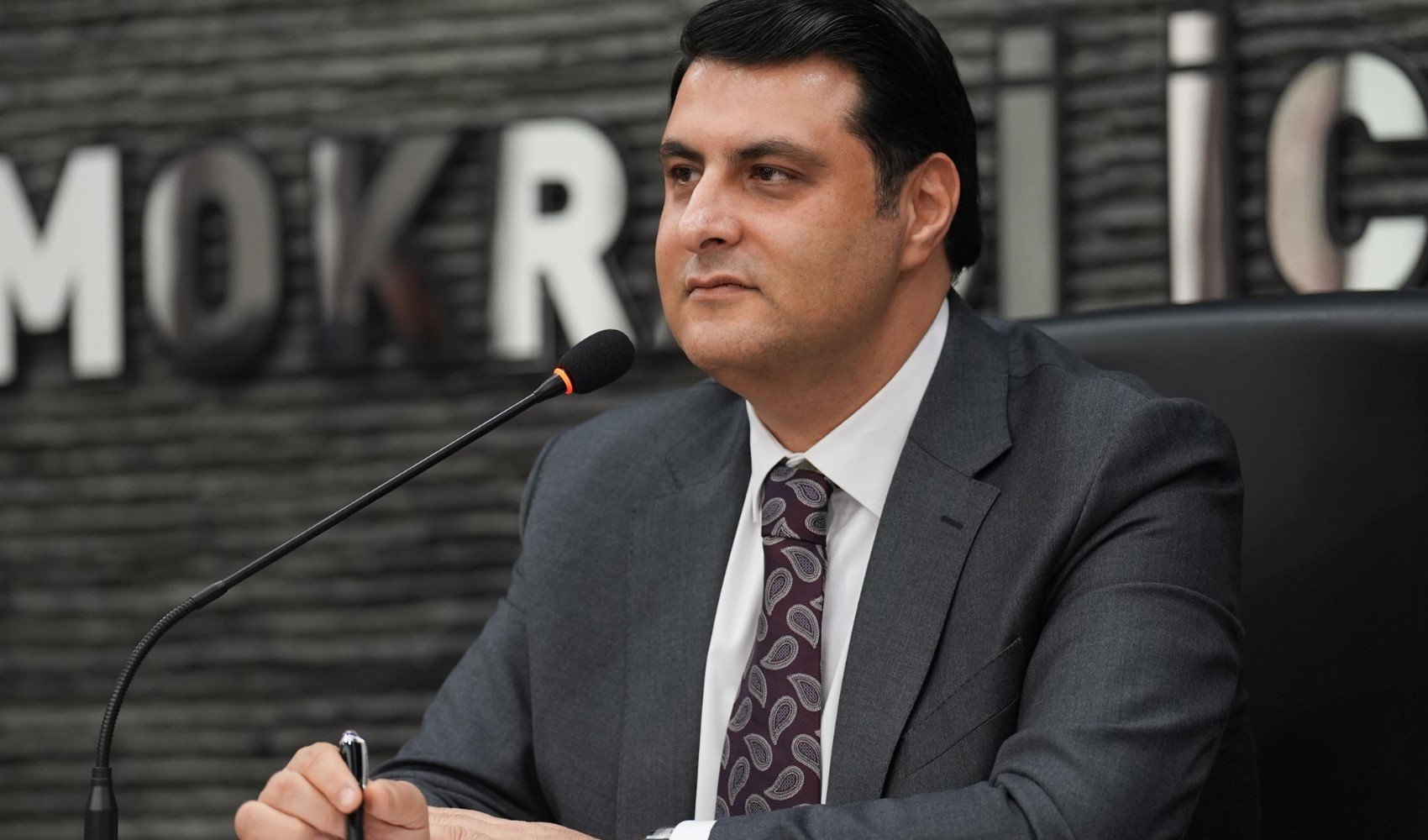 CHP'den AKP'ye geçen Umut Yılmaz'ın sözleri gerginliği artırdı