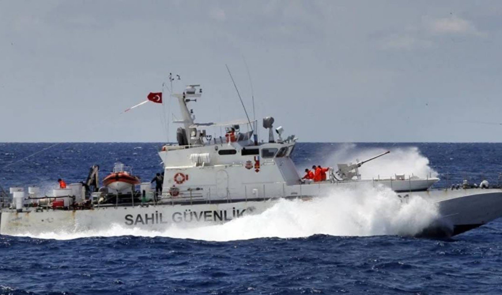 İstanbul Boğazı'nda erkek cesedi bulundu: Soruşturma başlatıldı