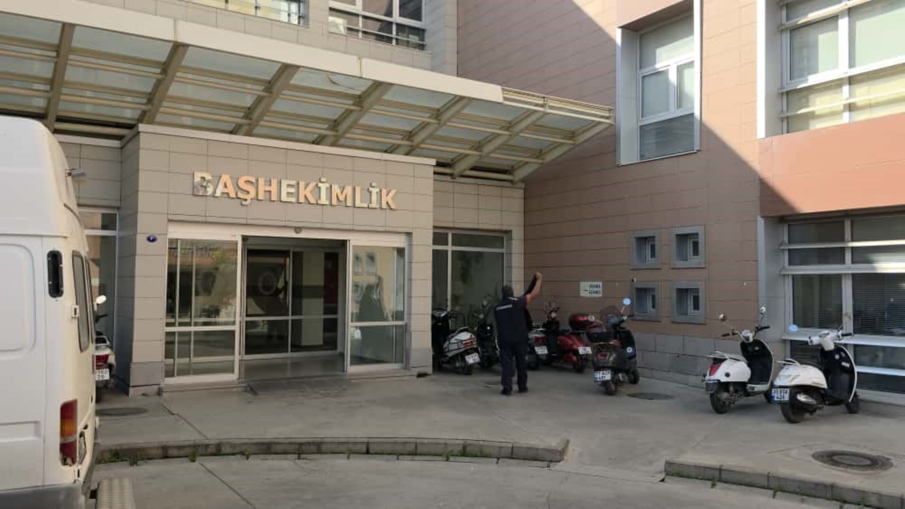 MR cihazında unutulan kadın kabusu yaşadı: Dehşete düştüm