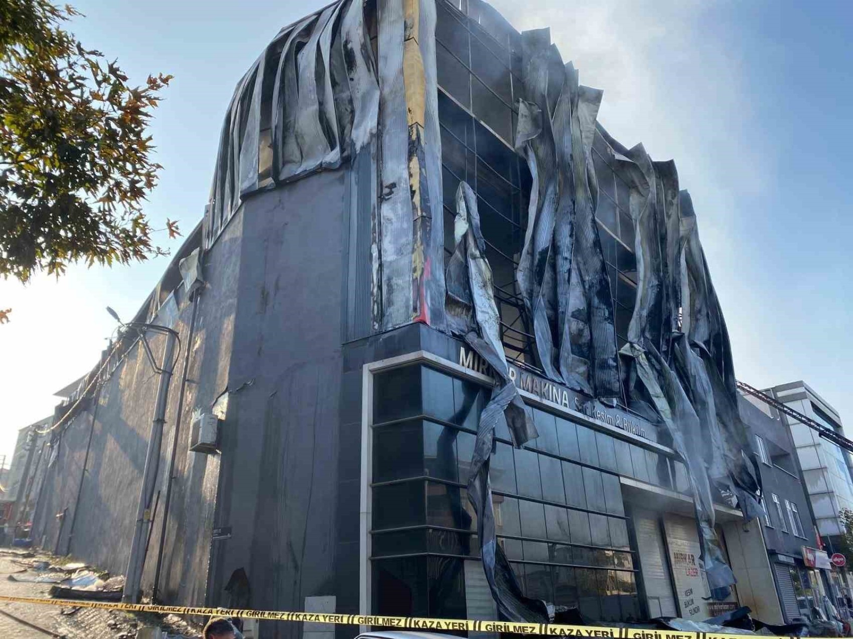 Kocaeli’deki yangın faciasında hayatını kaybedenlere küfür ettiler! Skandal mesajlar ortaya çıktı…