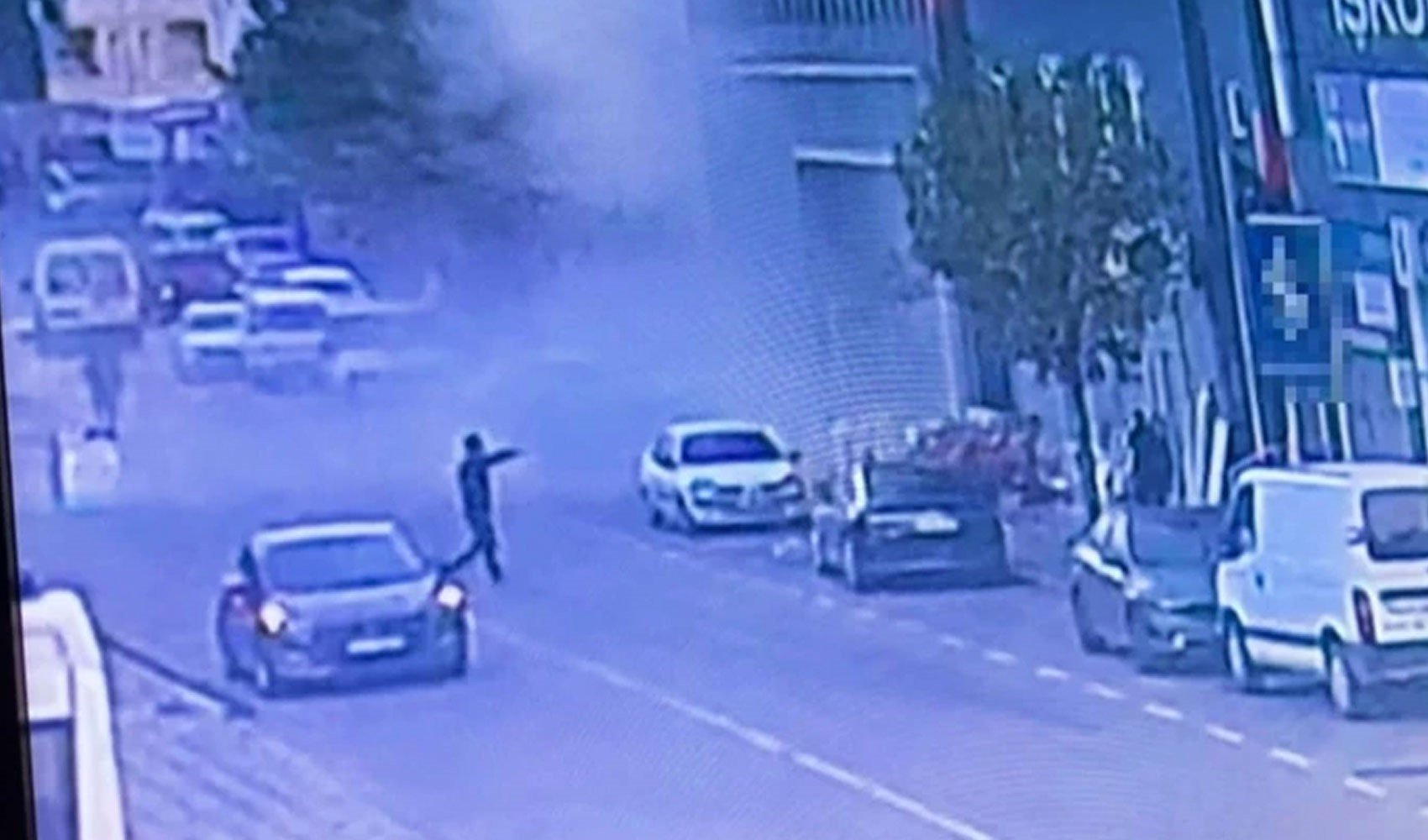 Kocaeli'deki yangının dehşet anları kamerada