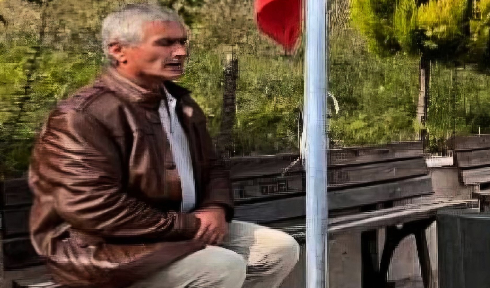 Şehit babasına yazdığı cezayı kendi ödedi