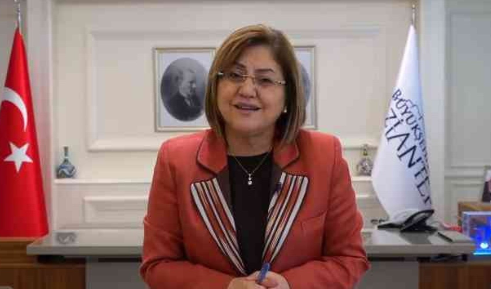 Fatma Şahin 4 ve üzeri çocuğu olanlara 'en çok sizin hakkınız' diyerek açıkladı: Yorumlarda tepkiler ardı ardına geldi