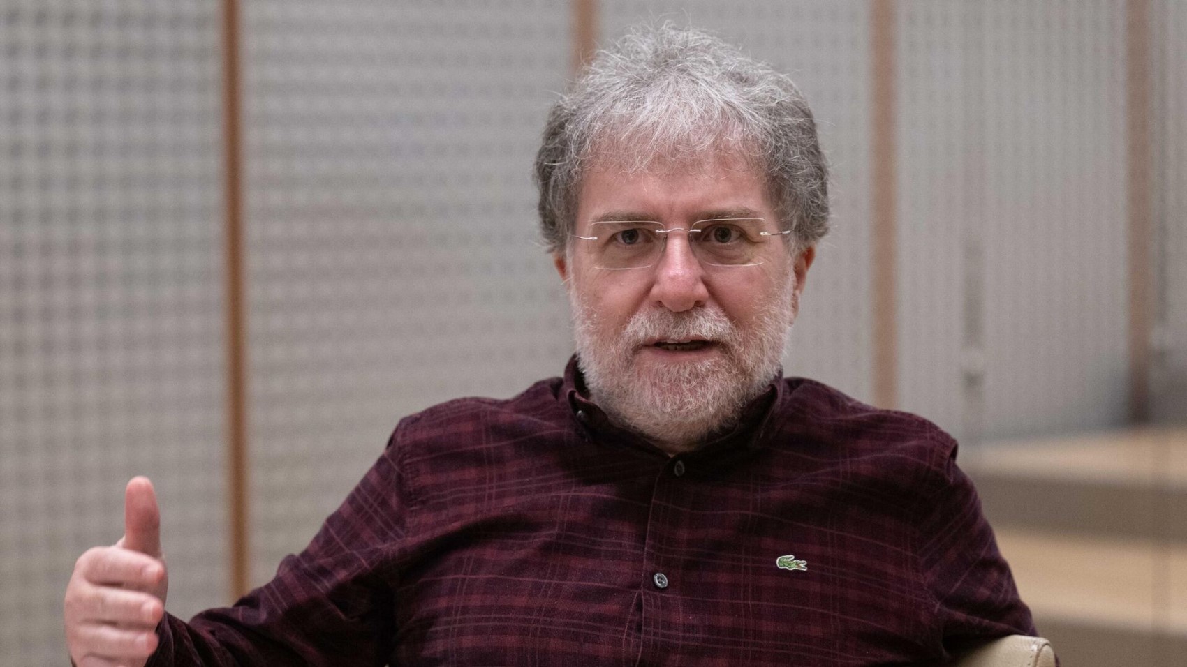 Ali Mahir Başarır çakarlı araç kullanan 5 gazetecinin adını verdi! Cem Küçük Ali Yerlikaya'ya çağrı yaptı