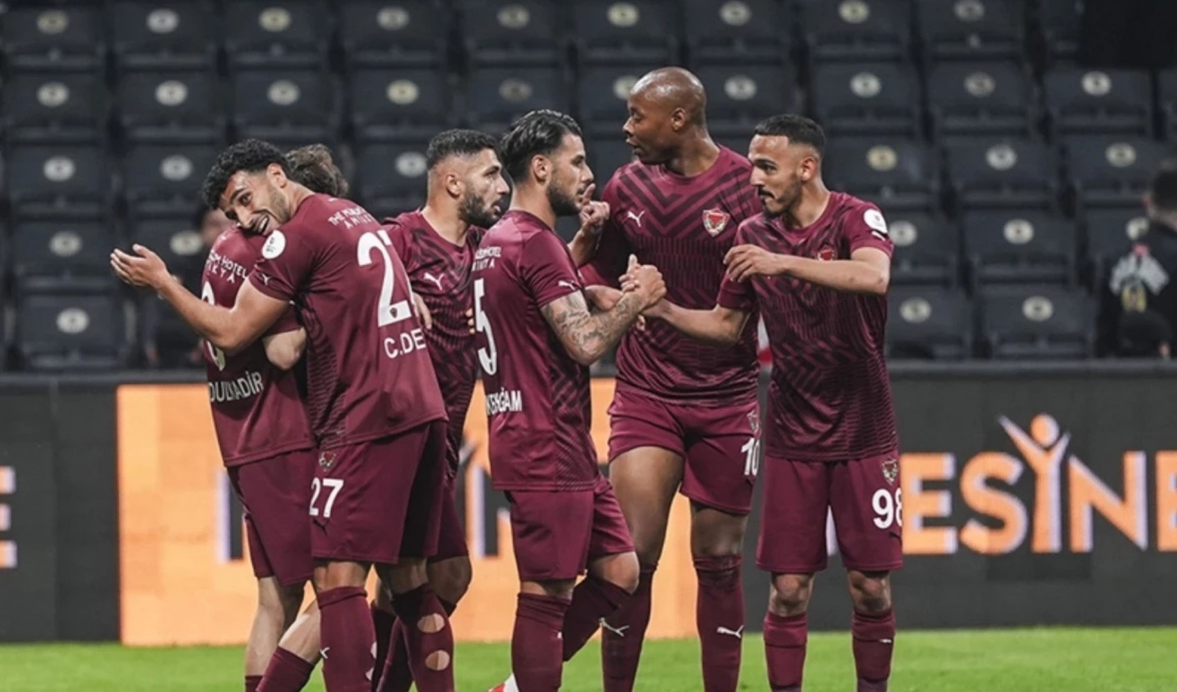 Hatayspor, yemek hizmeti sunulamadığı iddialarını cevap verdi