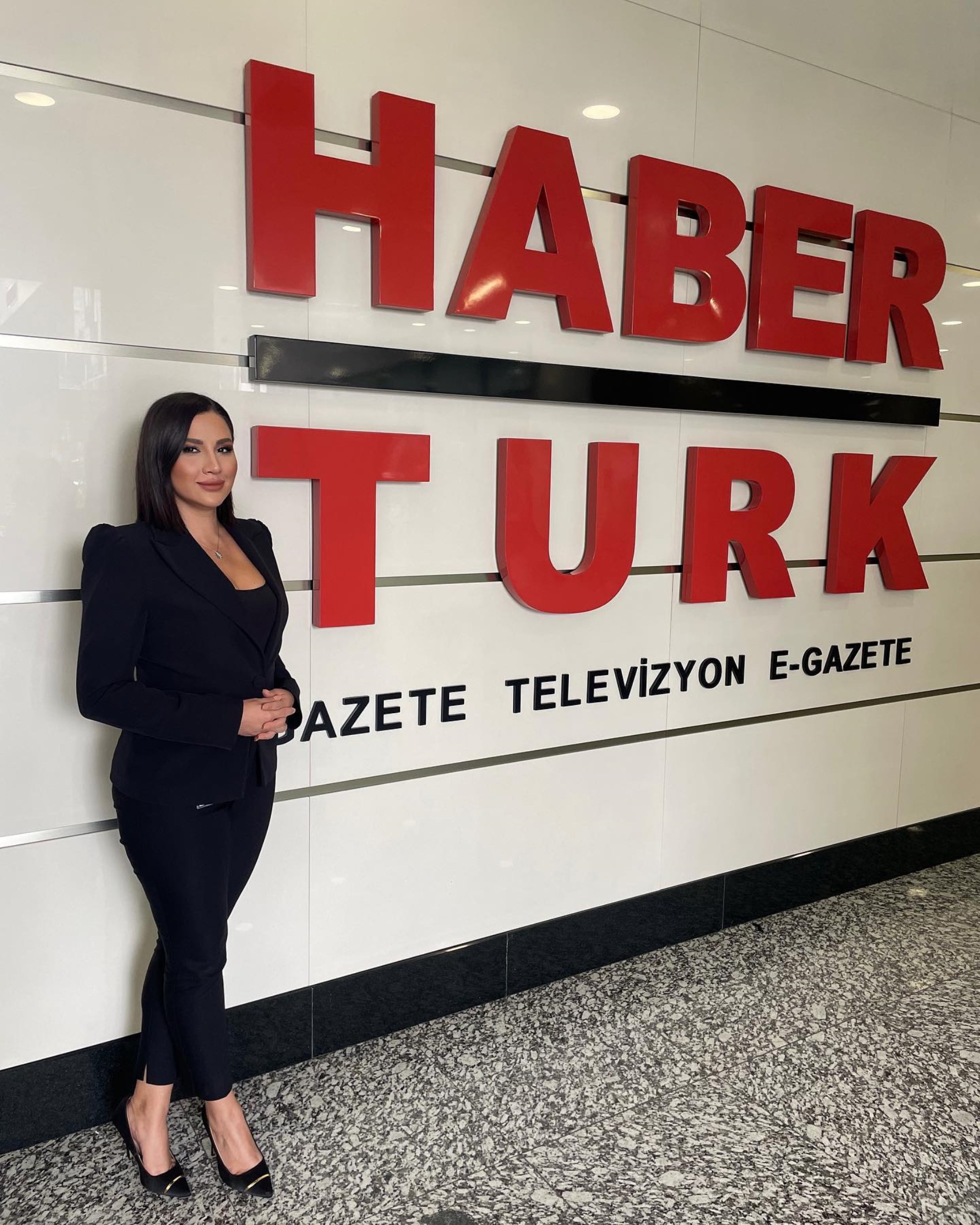 Eski Habertürk spikeri Nur Köşker'den Mehmet Akif Ersoy hakkında bomba iddialar! 'Çok uzun süreli bir taciz süreci var'
