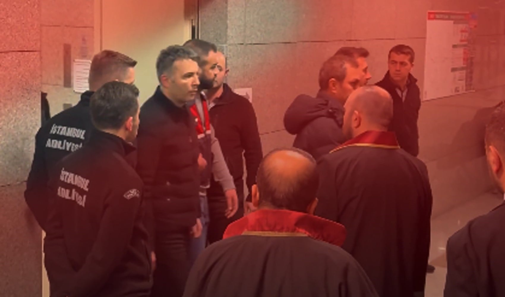 Mehmet Akif Ersoy'un da aralarında olduğu 4 kişi tutuklandı