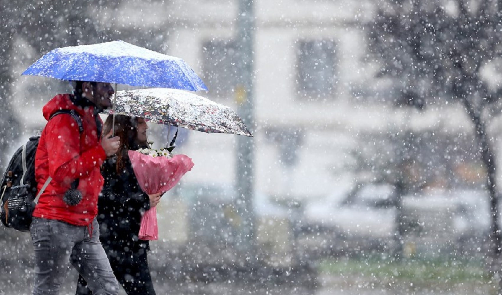 Bu kentlerde yaşayanlar dikkat: Meteoroloji'den bu kez karla karışık yağmur uyarısı geldi İşte il il 11 Aralık Perşembe hava durumu...