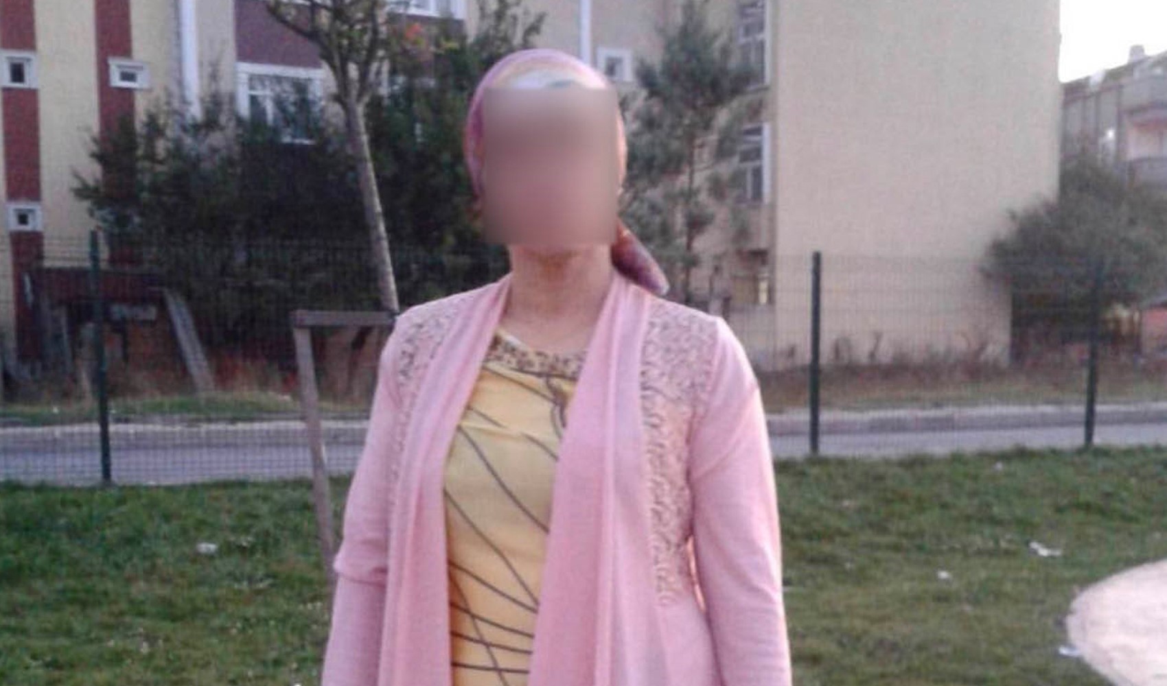 Hademe okul müdürünü zehirlemeye çalıştığı iddiasıyla tutuklandı