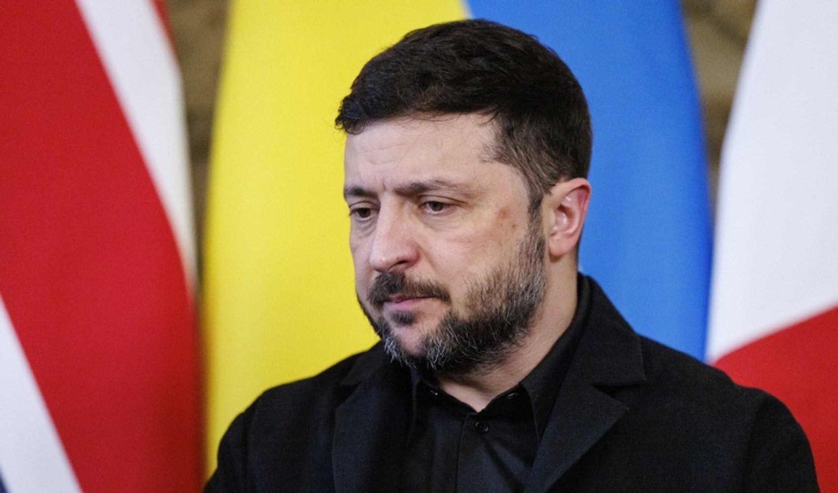 Zelenskiy, Rusya ile barışta toprak takası için halk oylamasını işaret etti