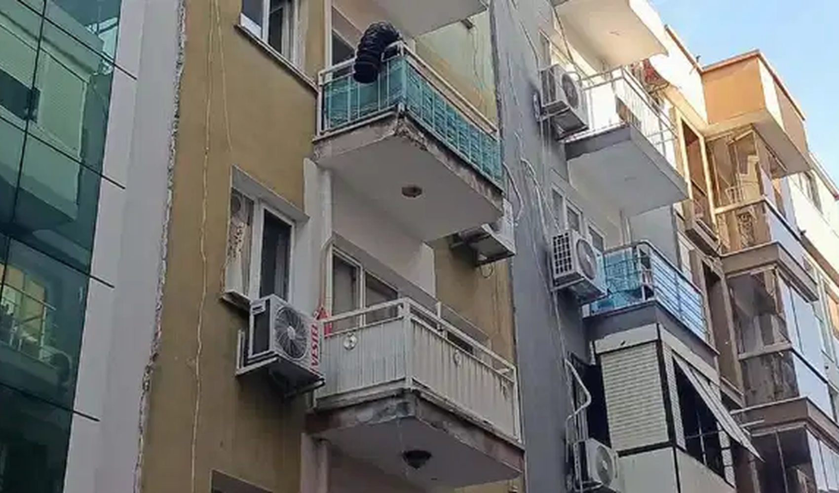 İzmir'de bebek ölümüne neden olan ilaçlama sonrası tutuklamalar gerçekleşti