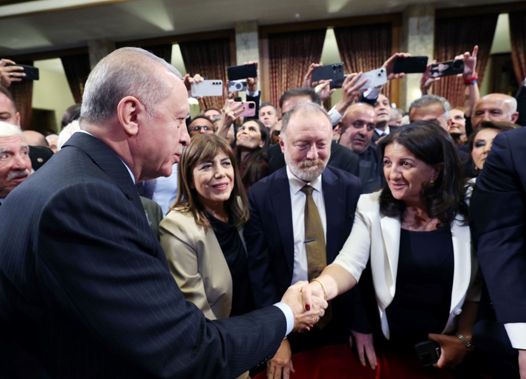 99 sayfalık skandal rapor ortaya çıktı: Öcalan'a 'siyasi hak' isteyen DEM, Lozan'ı hedef aldı