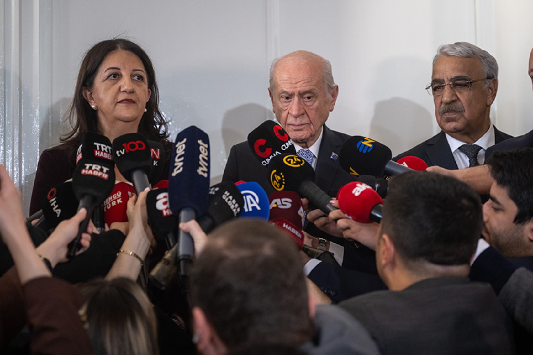 99 sayfalık skandal rapor ortaya çıktı: Öcalan'a 'siyasi hak' isteyen DEM, Lozan'ı hedef aldı