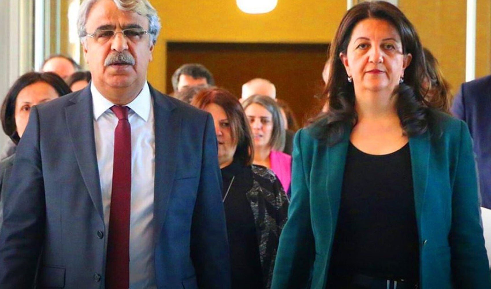 Öcalan'a 'siyasi hak' isteyen DEM, Lozan'ı hedef aldı