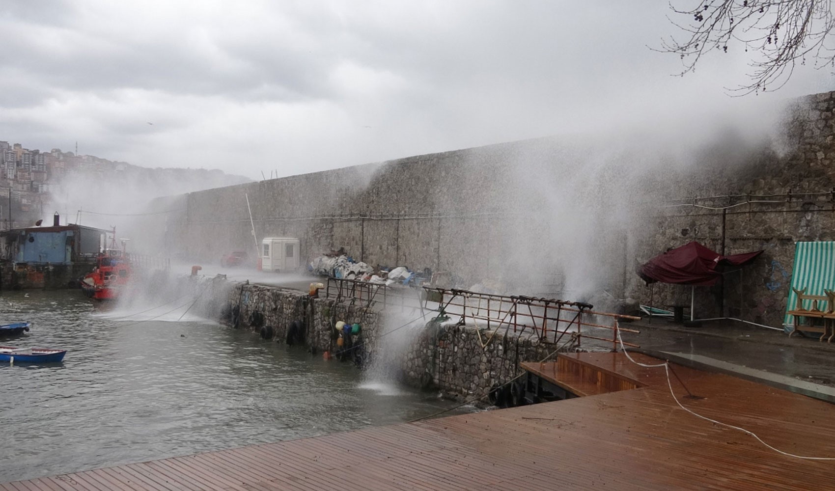 Meteoroloji bu kentlerde yaşayanları kenti uyardı: Karla karışık yağmur ve fırtına geliyor! İşte il il 13 Aralık Cumartesi hava durumu...
