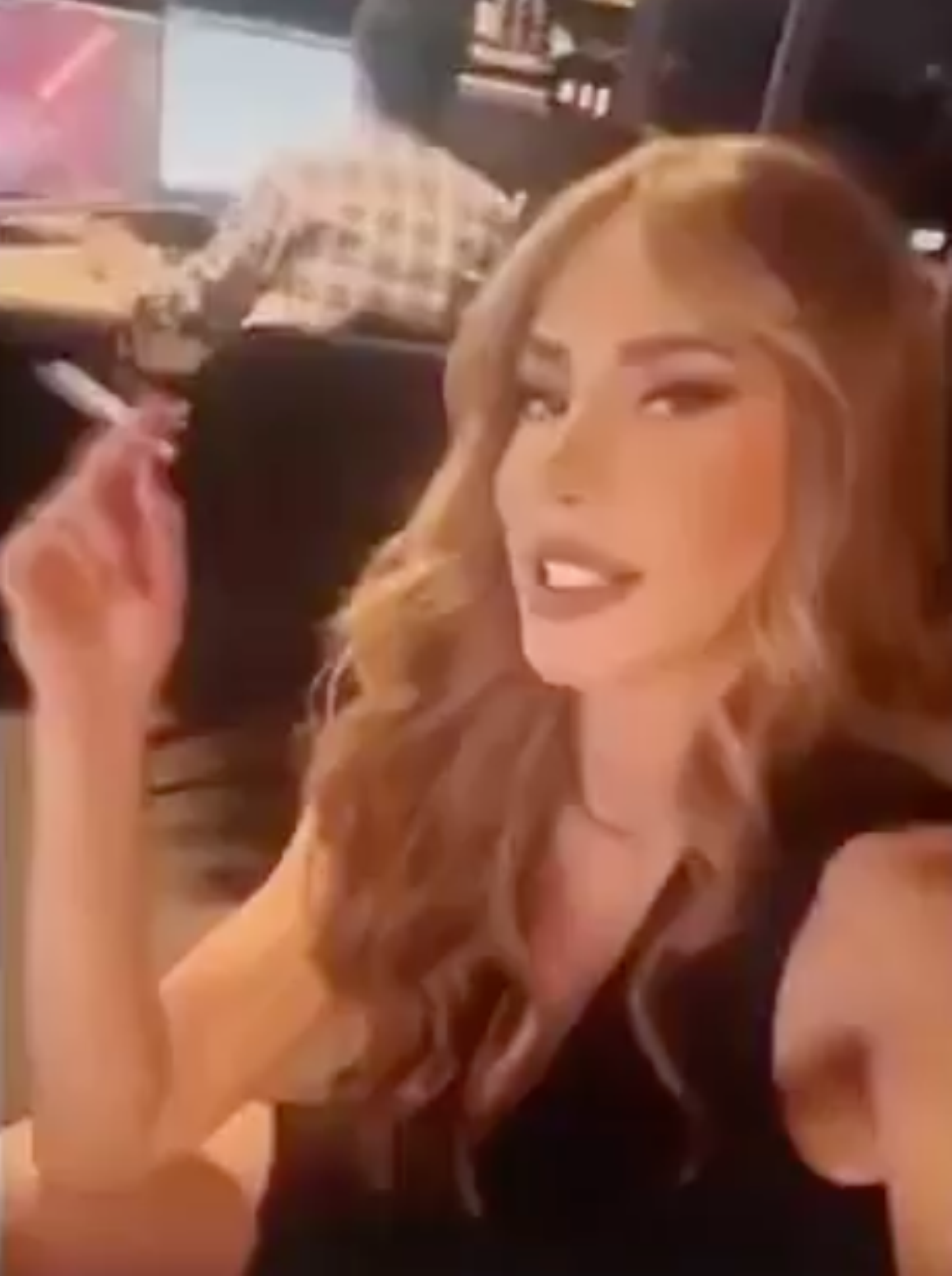 Ela Rümeysa Cebeci'nin cep telefonunda olay video! Cem Yılmaz'a göndermiş...