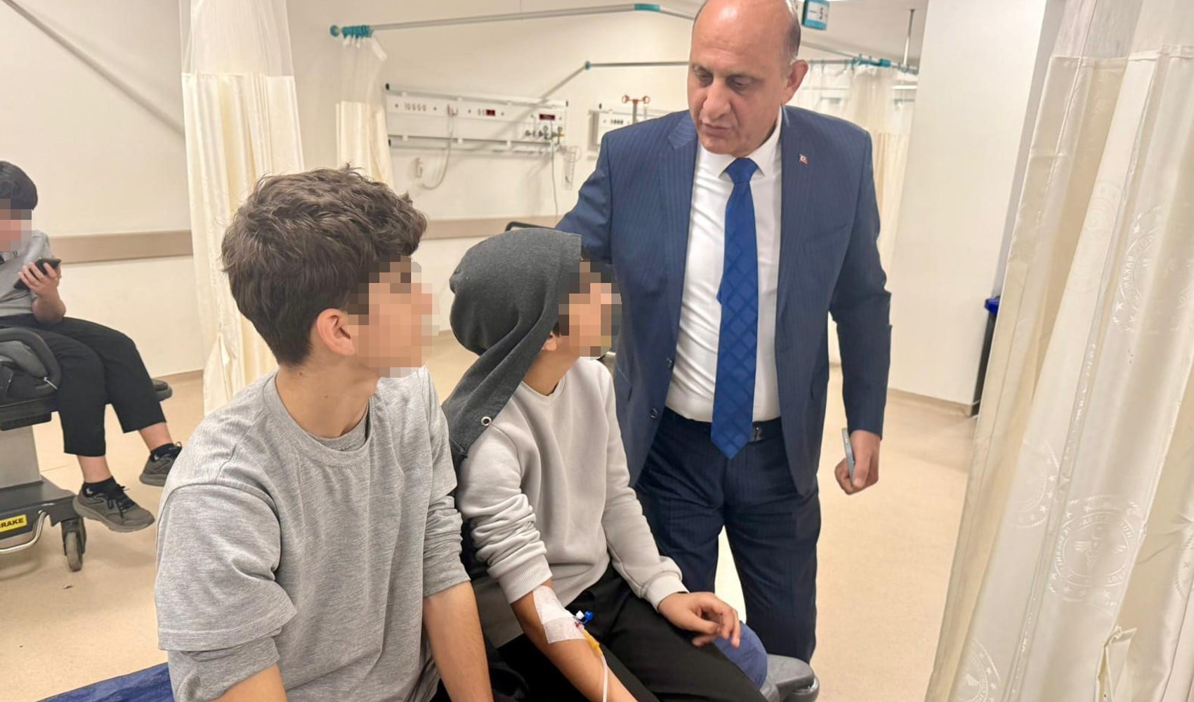 Doğum günü çikolataları 10 öğrenciyi hastanelik etti