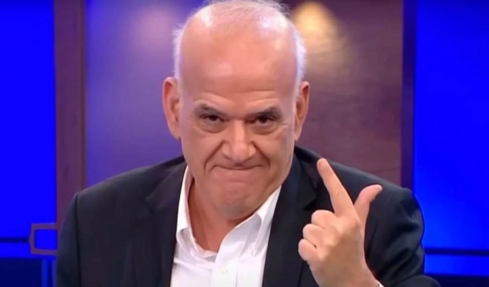 Bahis soruşturmasında telefon dosyası: Ahmet Çakar'ın cep telefonundaki o sır!