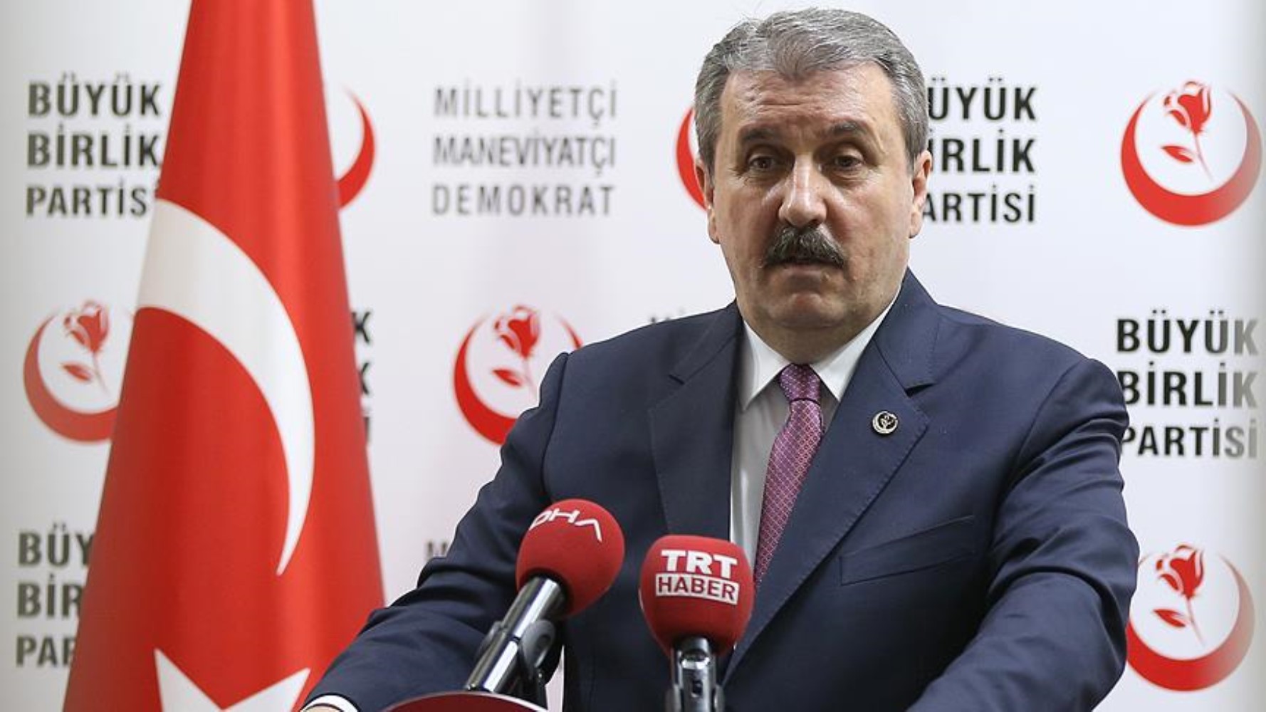 14 anketin ortalamasından Erdoğan ve Bahçeli'ye kötü haber! CHP ve AKP arasında kaç puan fark var?