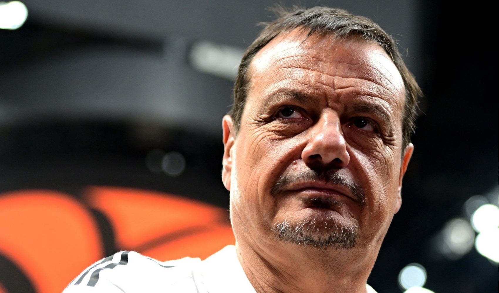 Ergin Ataman: Eğitimsiz Fenerbahçe taraftarı..
