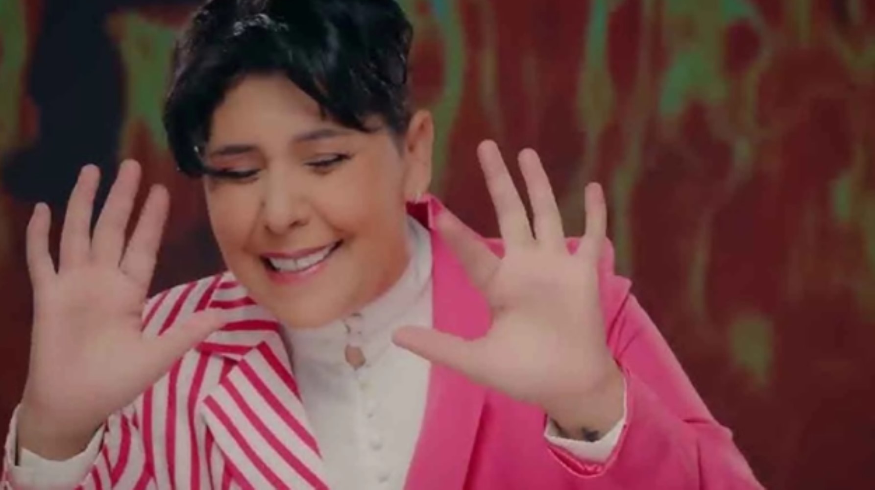 Cansever, üzücü haberi sosyal medya hesabından duyurdu