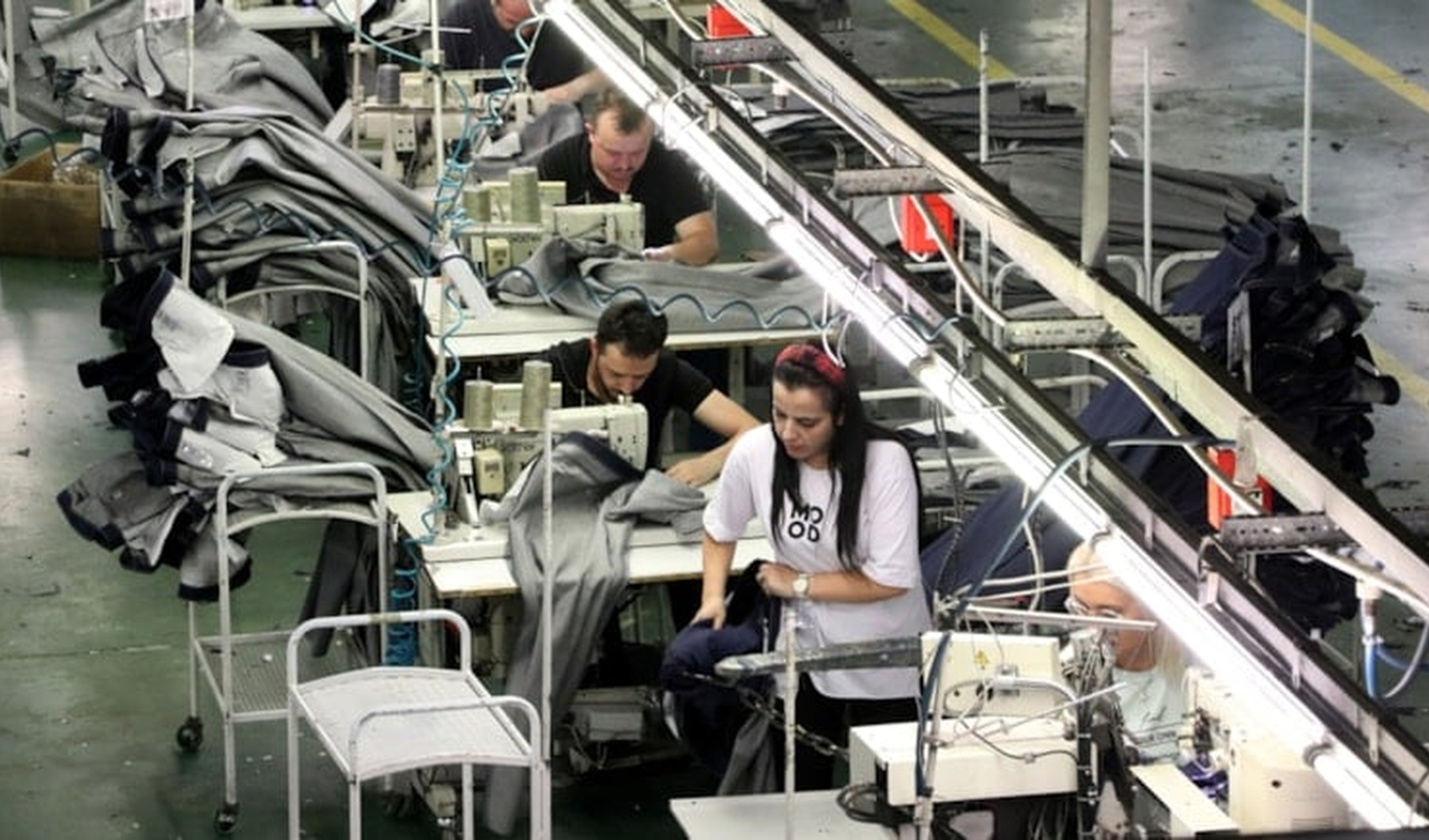 Türkiye artık bir tekstil ülkesi değil! Hazır giyim ithalatı rekor seviyeye ulaşıyor