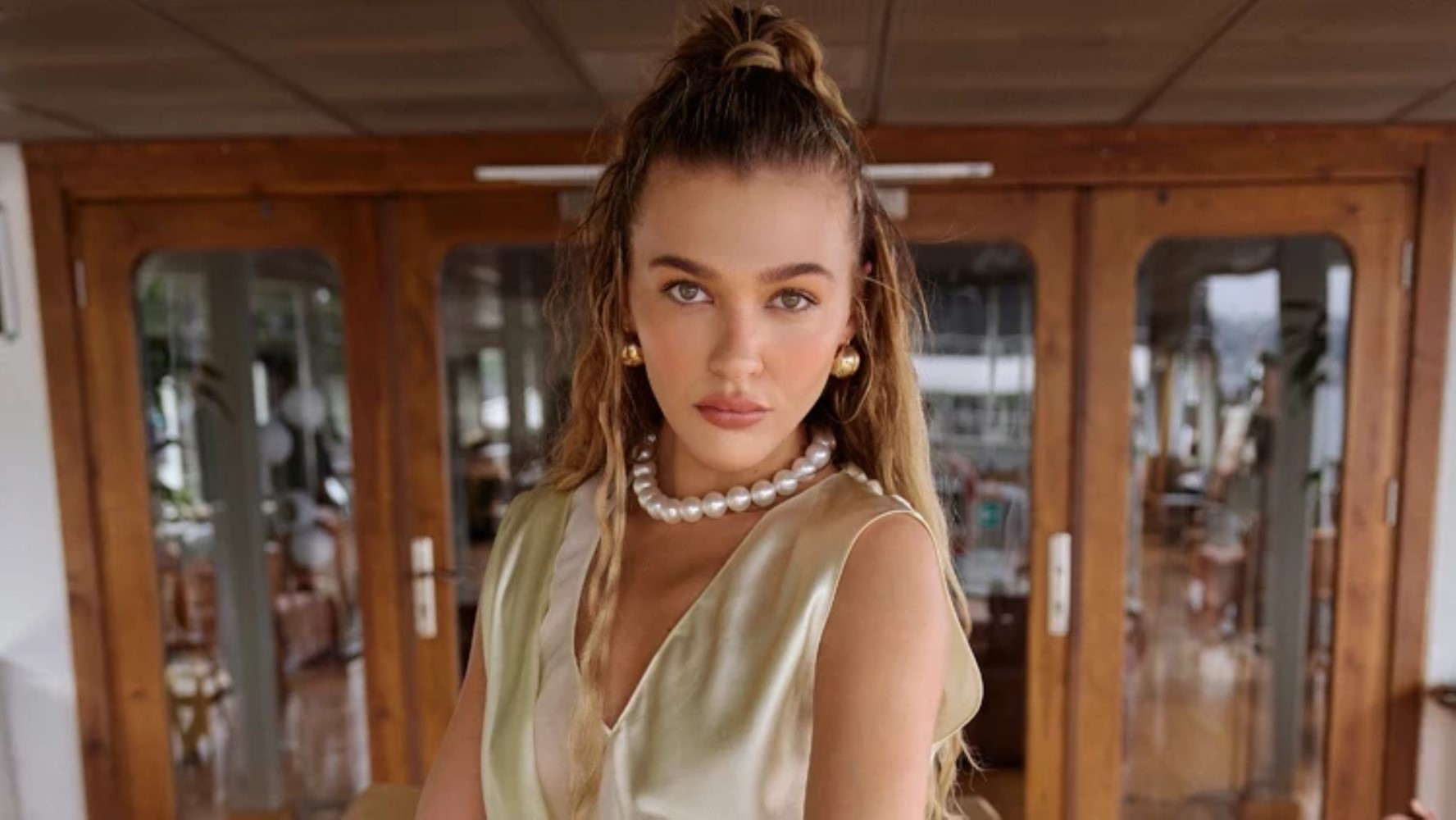 Uyuşturucu operasyonunda evi arandı: 5 gram esrar ve uyuşturucu öğütme aparatı bulundu