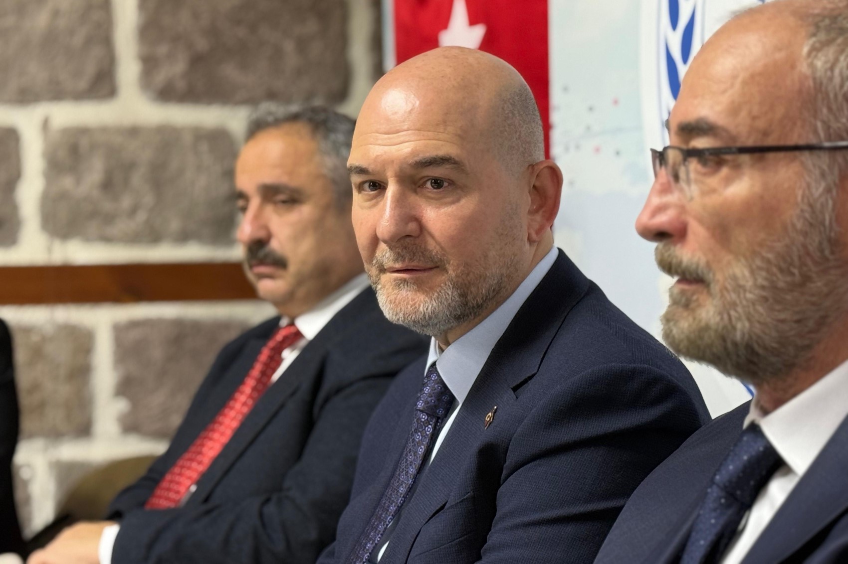 Mehmet Akif Ersoy gecenin bir yarısında bakın kimi aramış! 'Kadınlara hava atmak için...'