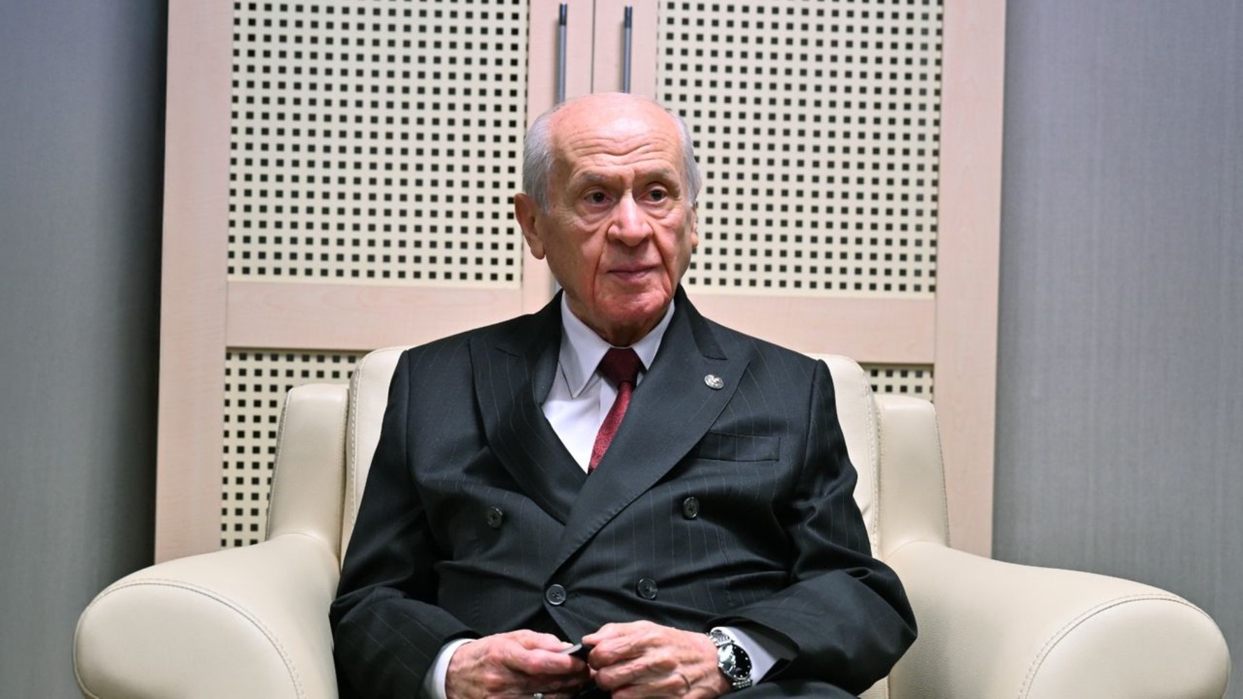 Bahçeli'den Barzani'nin Şırnak ziyaretine 'Tek kelimeyle rezalettir' çıkışı! 'Darbe' iddialarına da yanıt verdi...