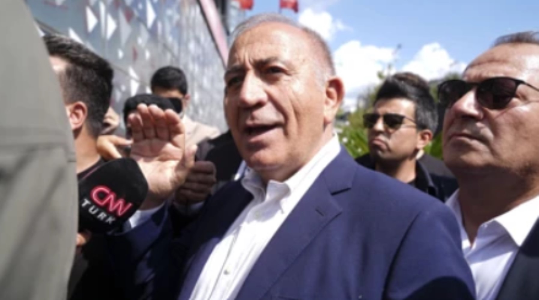 Sözcü TV'deki değişim kayyum Gürsel Tekin'in hoşuna gitti