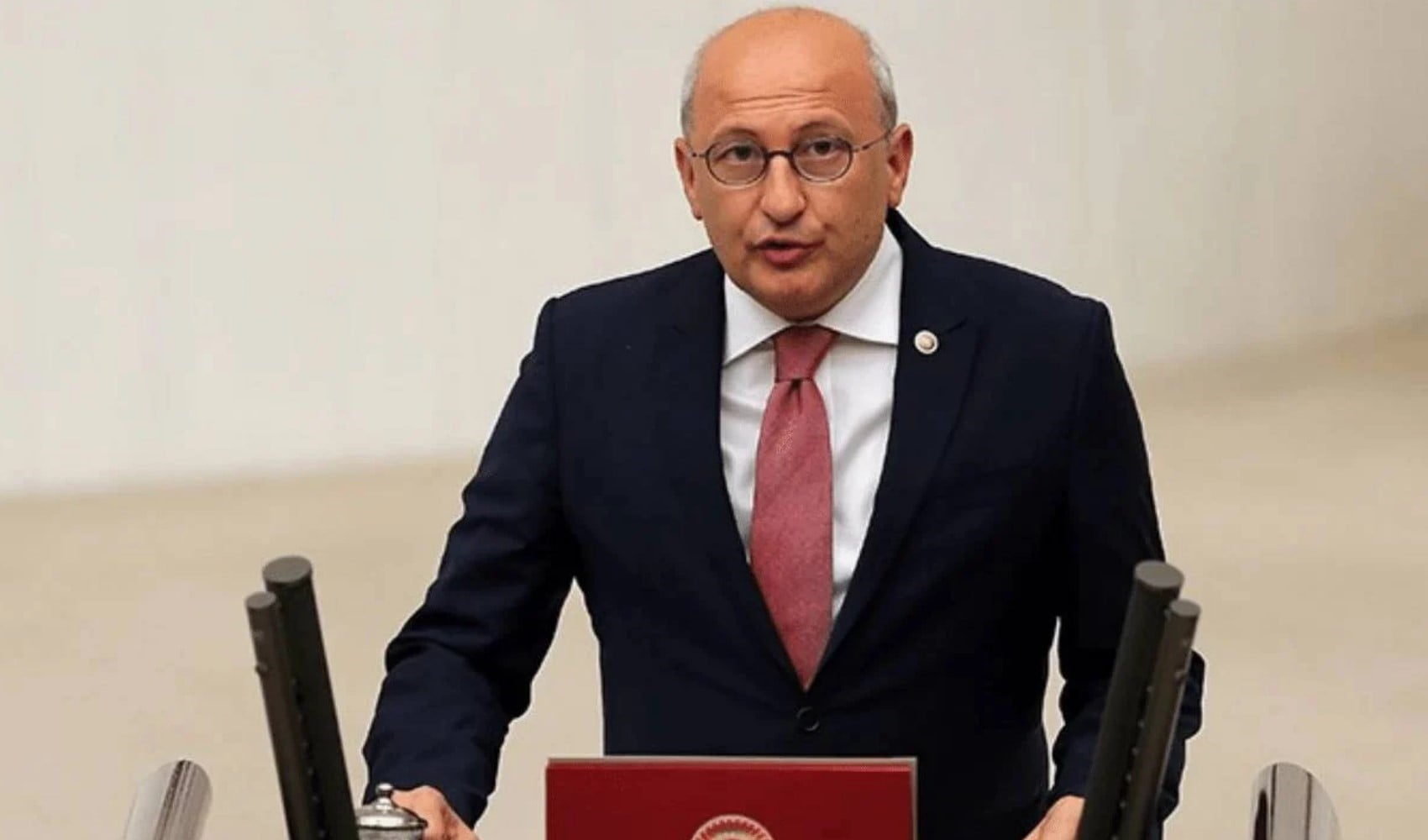 12punto gündeme getirdi, Meclis'te gündem oldu: Muhalefet, Cumhurbaşkanı Yardımcısı Yılmaz’a 'Cumhurbaşkanına hakaret' davalarını sordu