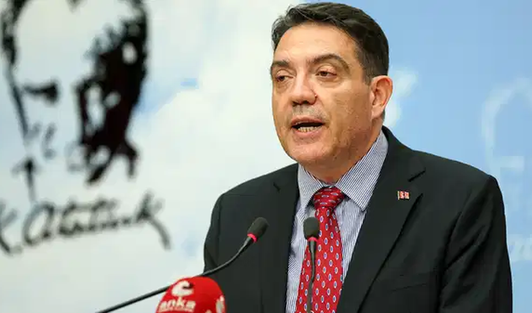 Yankı Bağcıoğlu'ndan savunma sanayi çağrısı