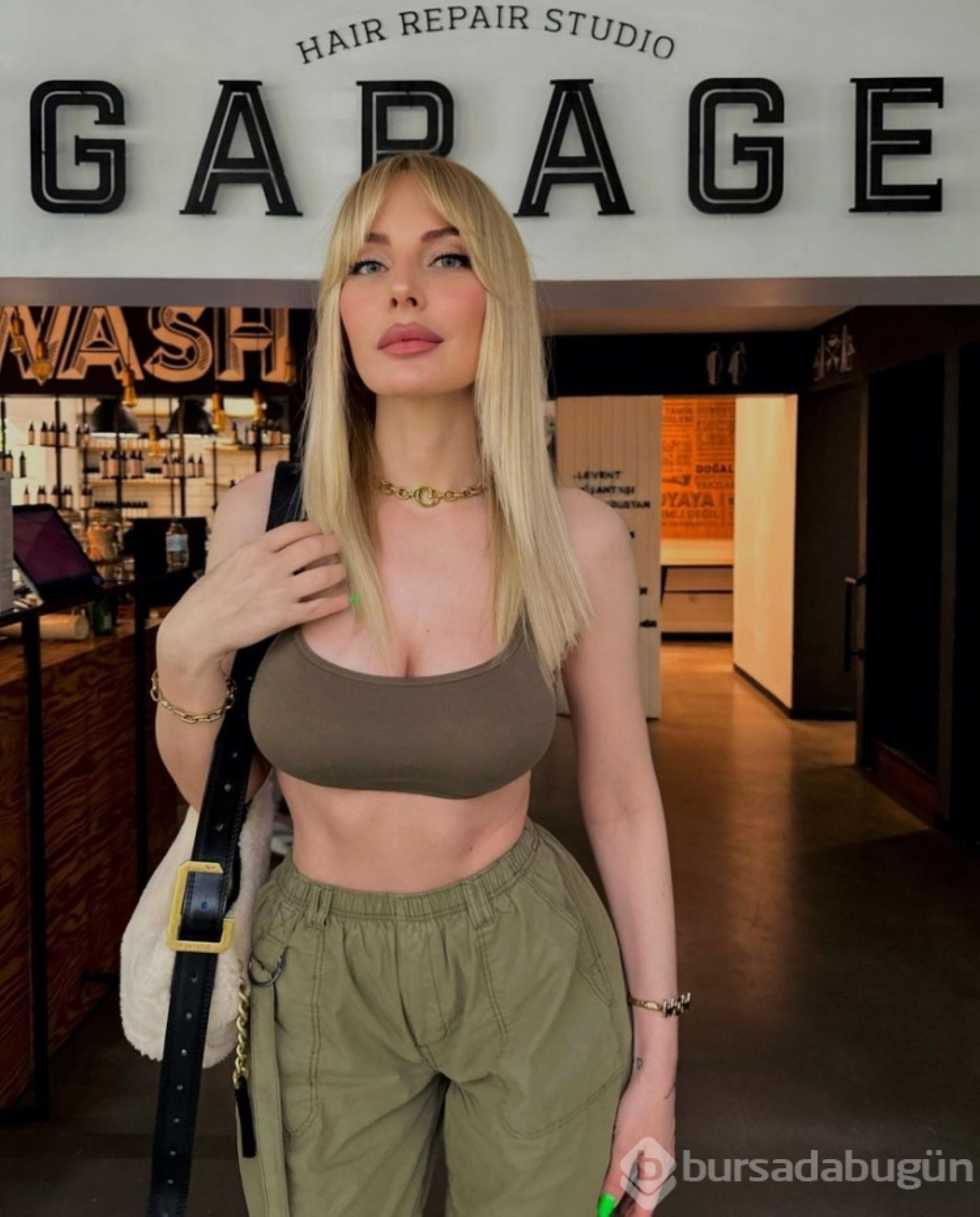 Hande Sarıoğlu, Mehmet Akif Ersoy'a seslendi!