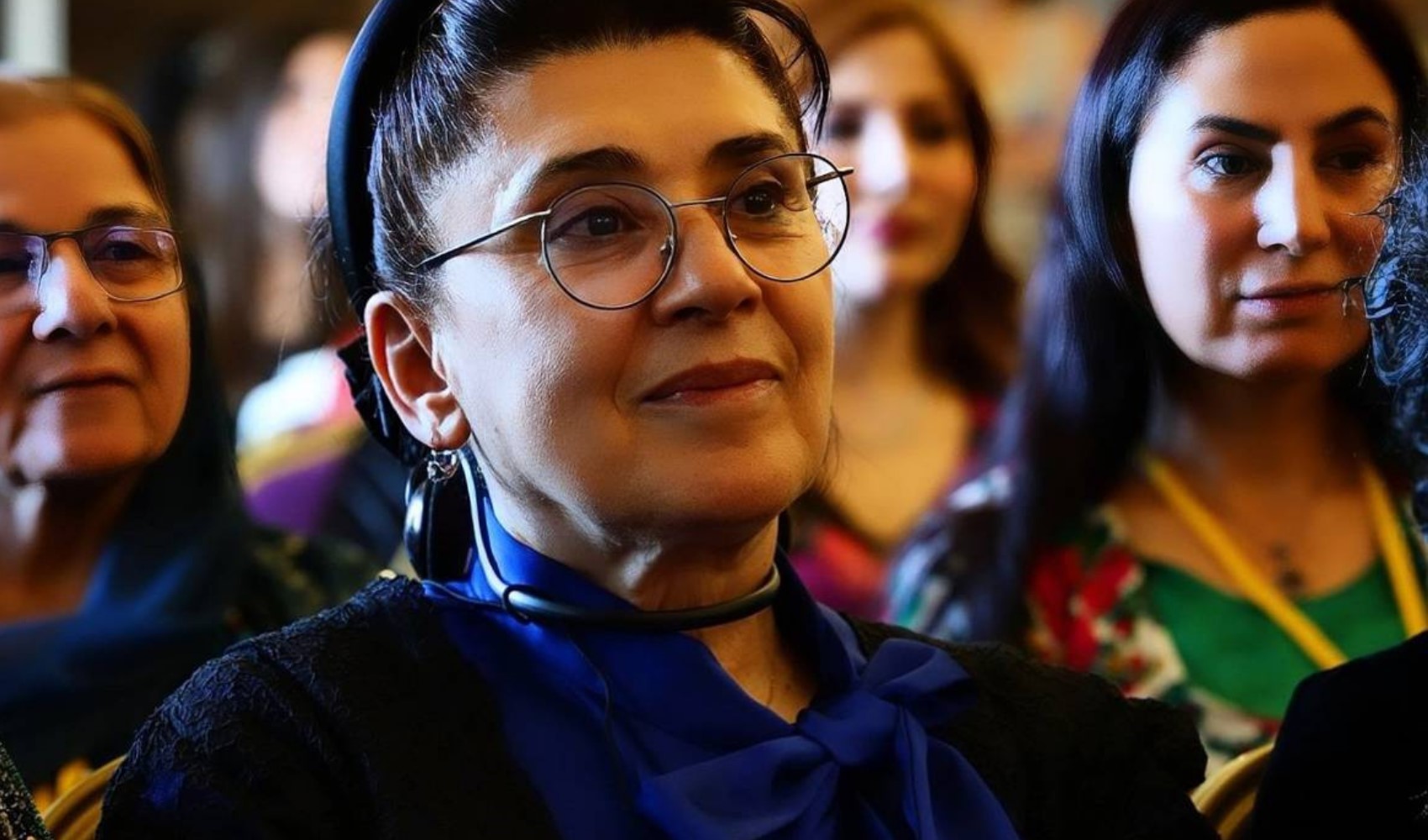 Leyla Zana'ya küfürlü tezahüratın cezası belli oldu