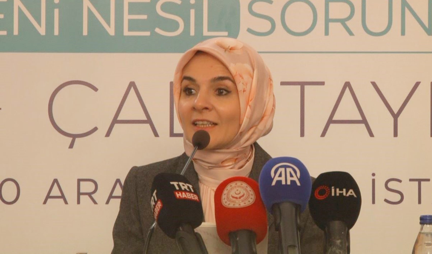 Aile ve Sosyal Hizmetler Bakanı Göktaş'dan 'sosyal medya düzenlemesi' açıklaması