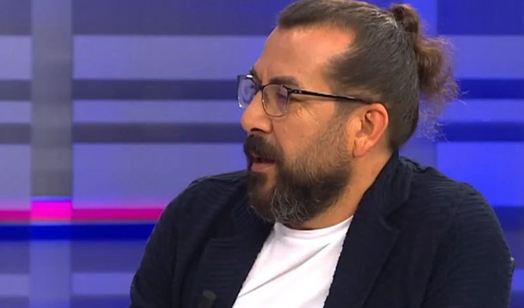 Gazeteci Zihni Çakır tutuklandı