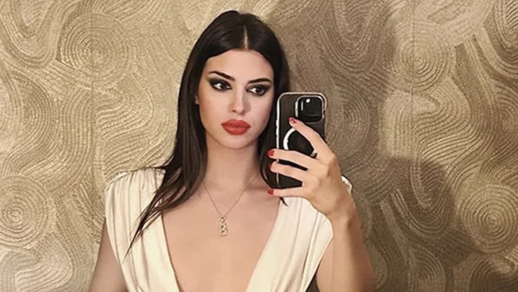 Kasım Garipoğlu’nun uyuşturucu partileri ve ünlüler listesi ortaya çıktı: 'Özel olarak ağırlayın' dediği kişi kim?