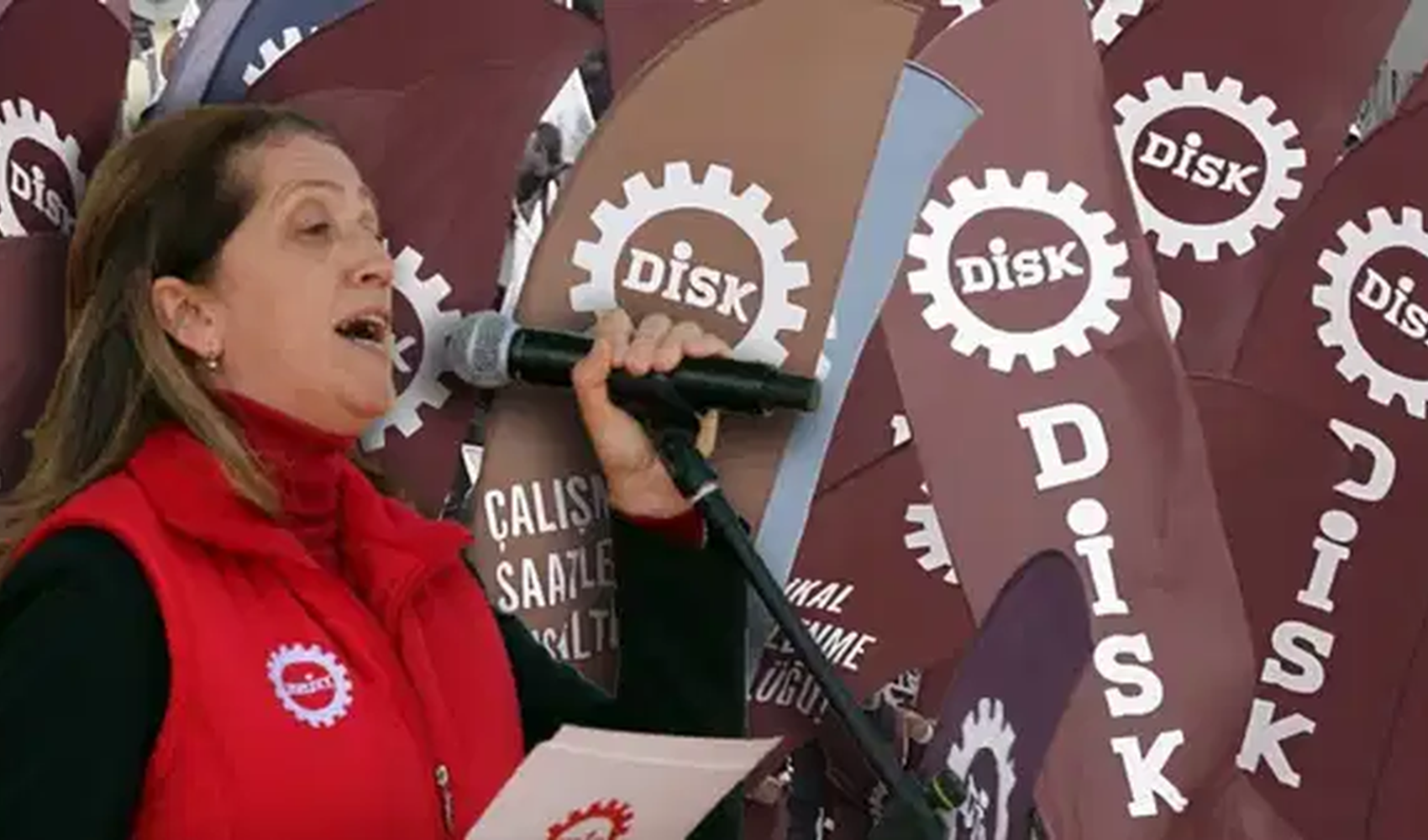 DİSK'in asgari ücret yürüyüşü Ankara'da tamamlandı