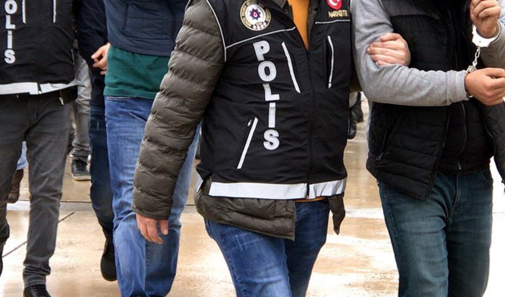 Uyuşturucu operasyonunda gözaltına alınan isimler netleşti