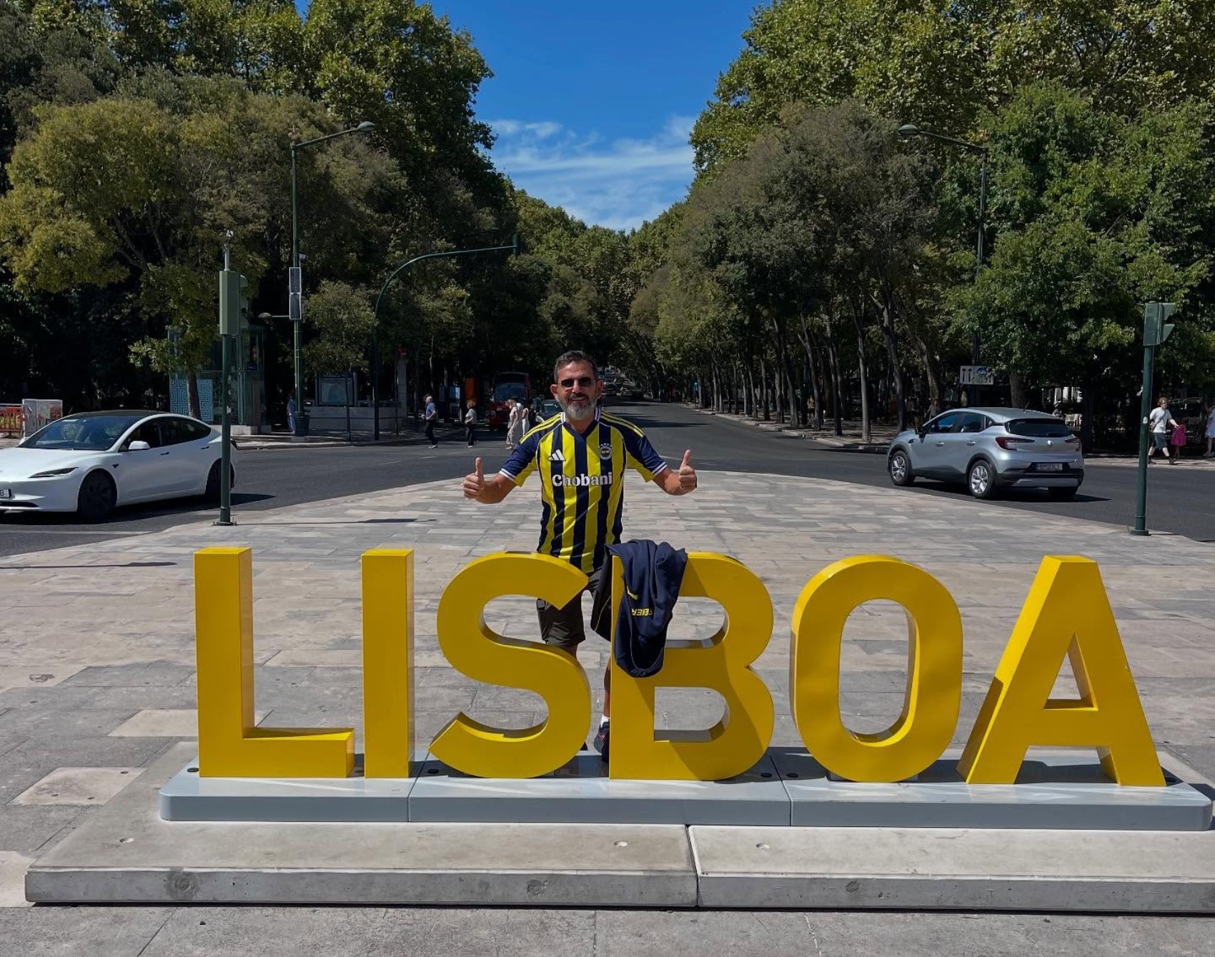 Fatih Portakal'dan Sadettin Saran çıkışı! Sosyal medyada anket açtı