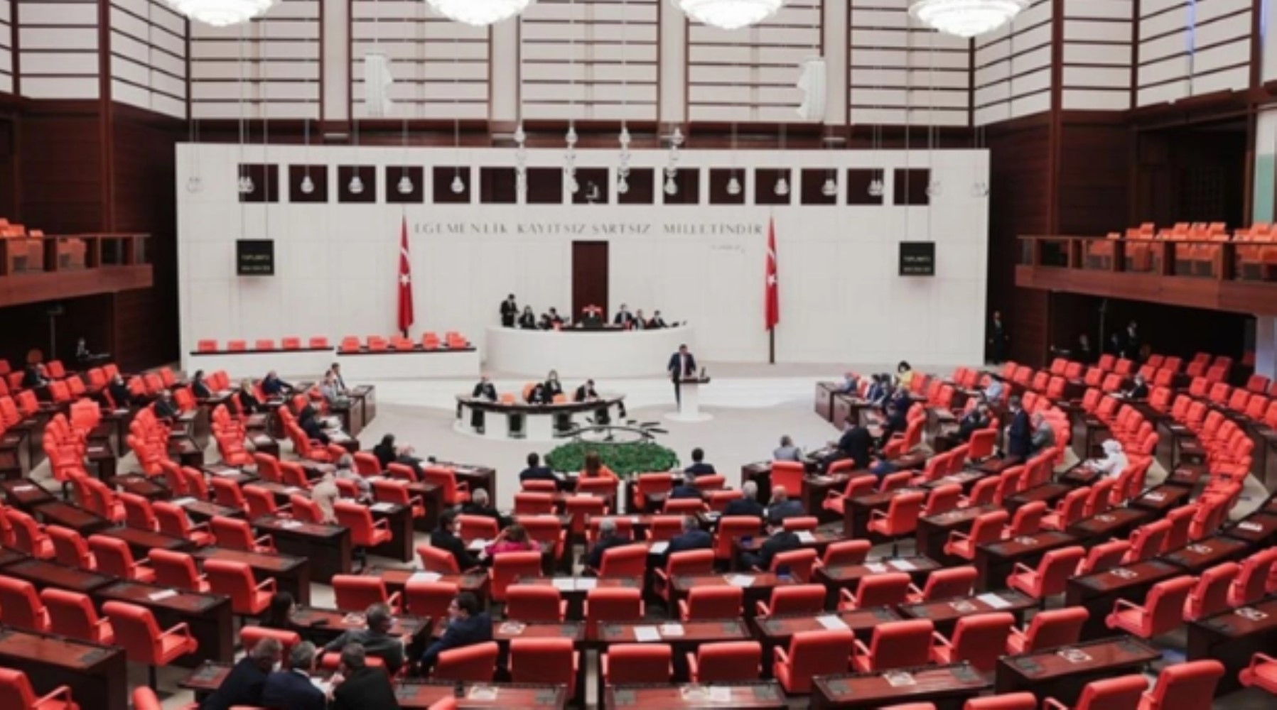 11. Yargı Paketi, TBMM'de kabul edildi: On binlerce mahkuma tahliye yolu