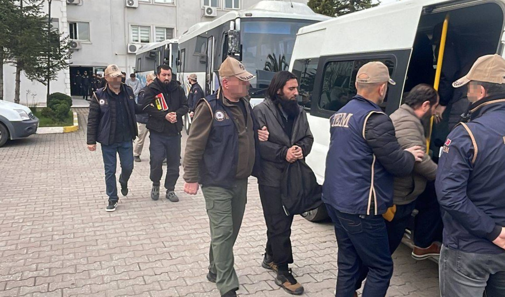 Yılbaşı öncesi IŞİD operasyonu: 115 şüpheli yakalandı