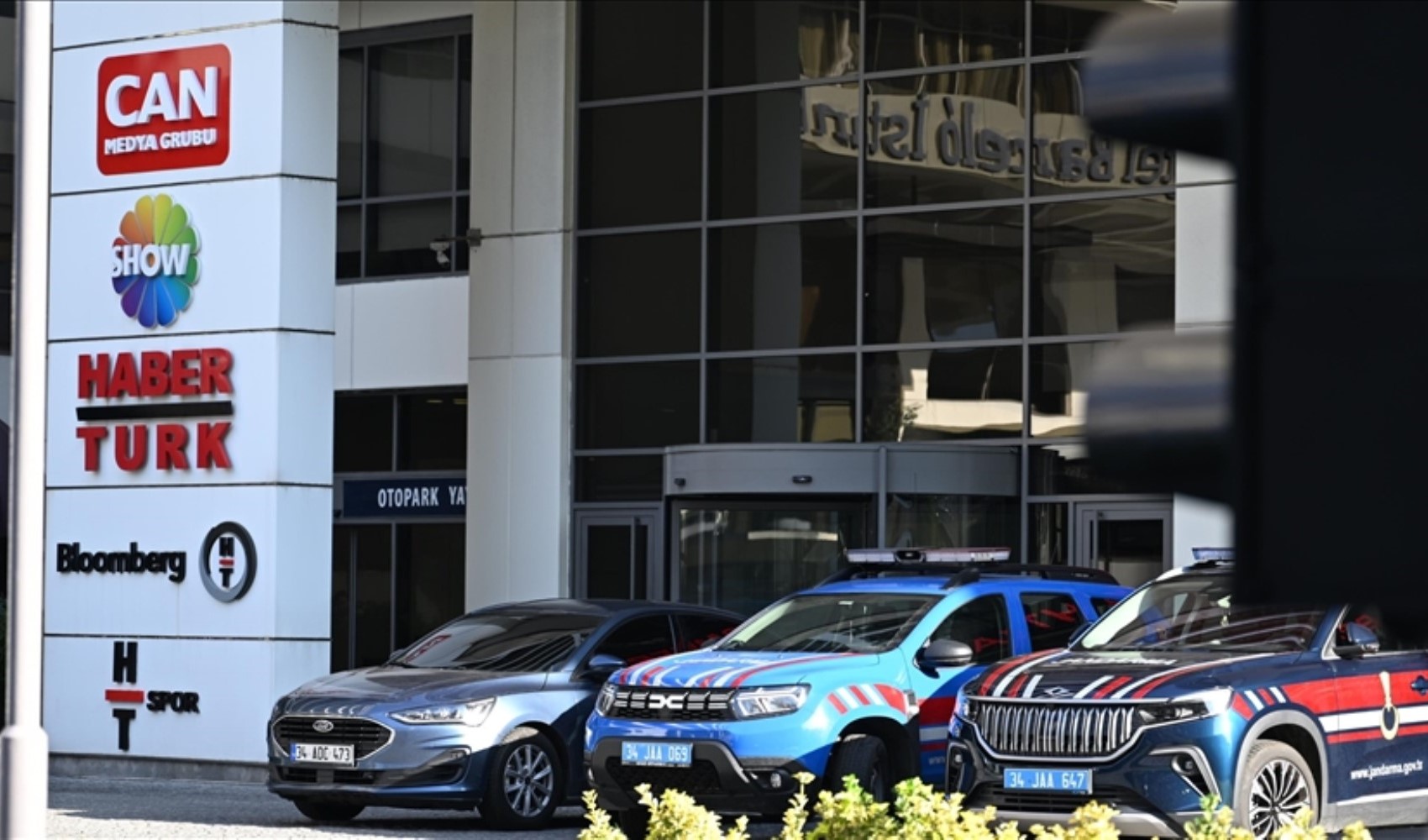 Can Holding soruşturmasında 2 tahliye