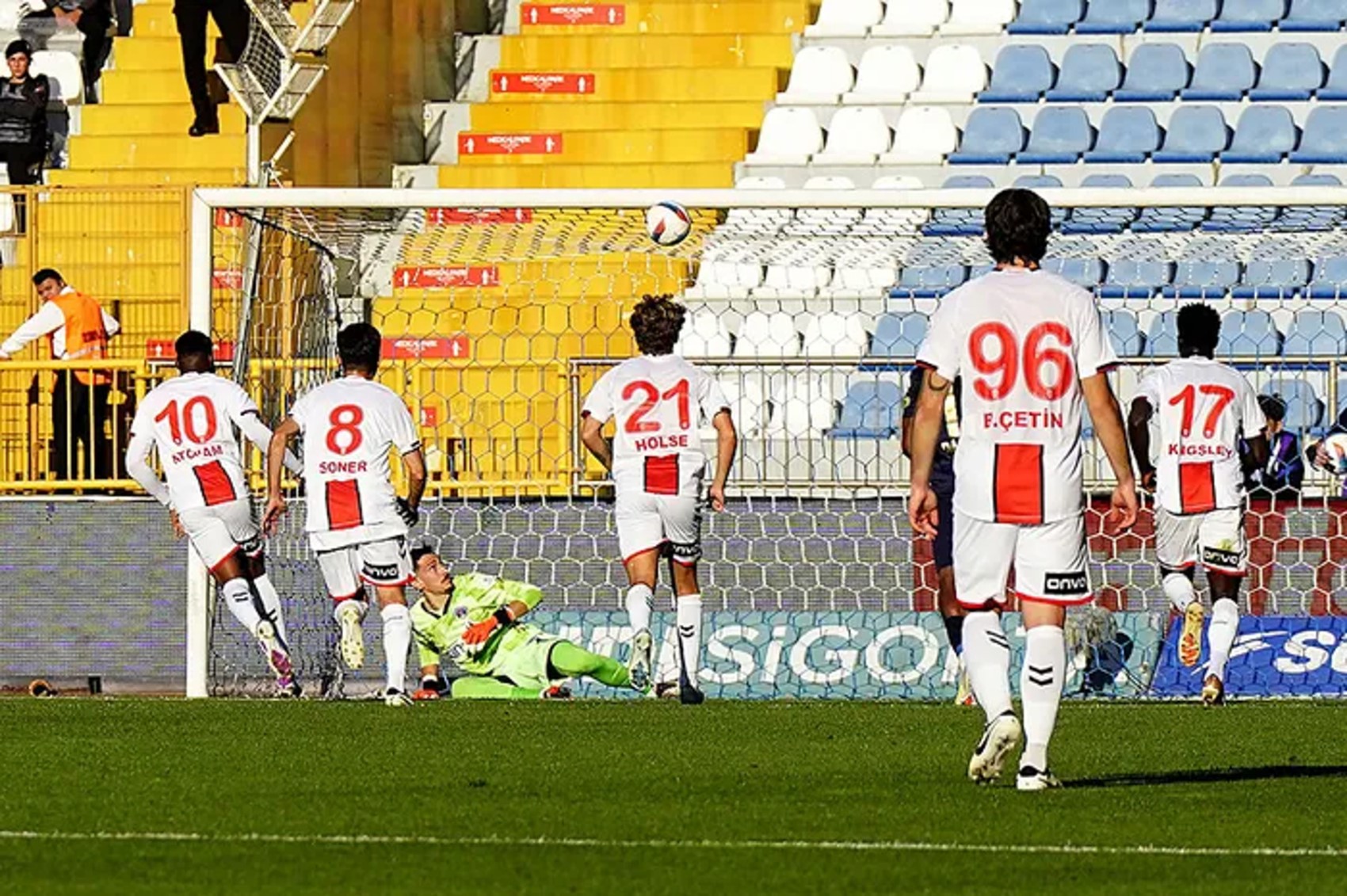 Şike ve bahis Süper Lig'e de sıçradı: Şüpheli o maçla ilgili inceleme başlatıldı