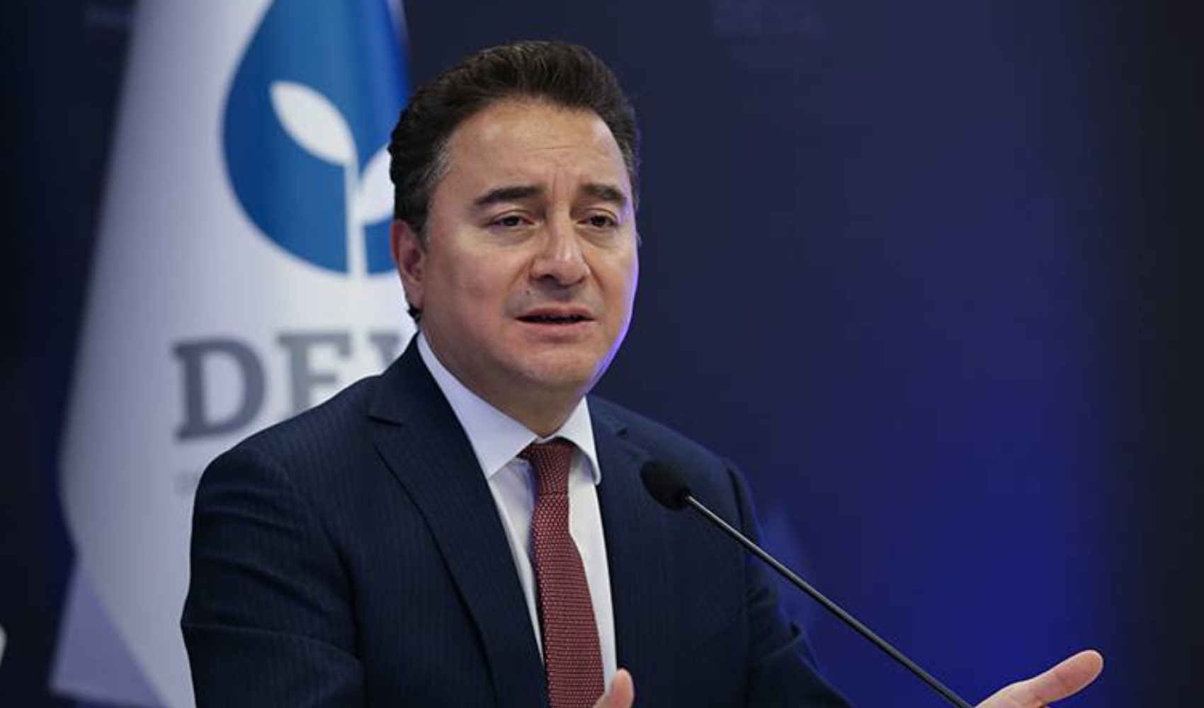 Ali Babacan AKP'li isimlerle arasında geçen diyaloğu anlattı: 'Yiyoruz yiyoruz bitmiyor'