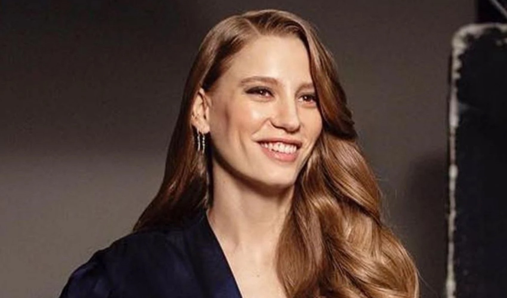 Serenay Sarıkaya'dan sevgilisi Mert Demir'e: İyi ki doğdun kral